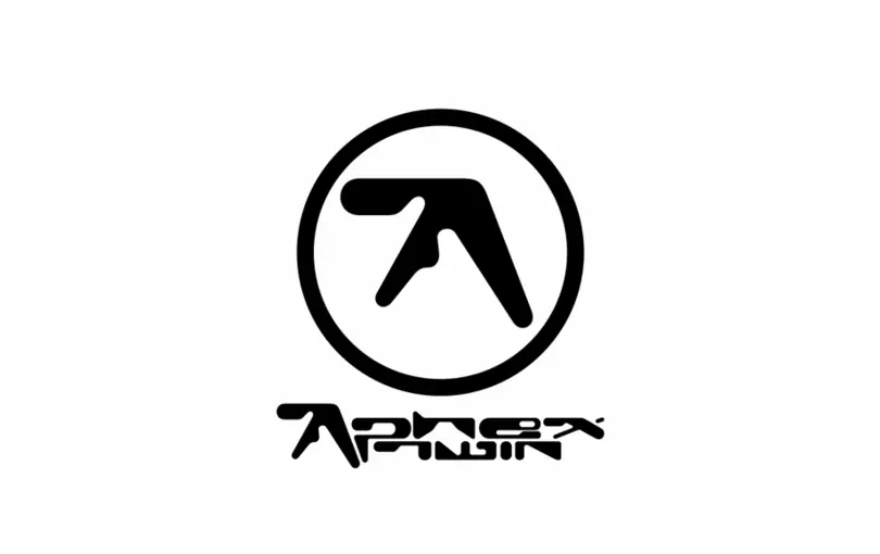 S*s様 APHEX TWIN （エイフェックス・ツイン）ロゴデザイン 公式Ｔシ Amazon.co.jp: Classics : The Aphex Twin (RS95035RM): ミュージック